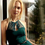 First pic of Scarlet Hot Blonde