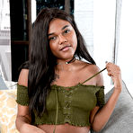 Fourth pic of Yara Skye in Yara Skye in black women