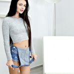 First pic of Kate Rich - TmwVRnet