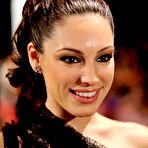 Fourth pic of Kelly Brook shows her legs at Dubai film festival redcarpet