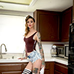 First pic of Rocky Emerson - Spizoo