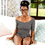 Fourth pic of Janelle Taylor in Janelle Taylor in black women