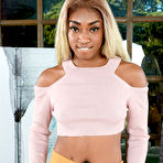 Fourth pic of Sizi Sev in Sizi Sev in black women