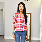 Fourth pic of Alexis Avery in Alexis Avery in black women