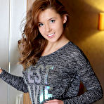 First pic of XXX Alluring Sybil A displays her luscious body on the floor.met art i 19