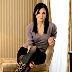 First pic of Elizabeth McGovern