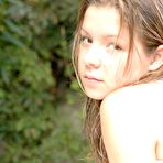 Fourth pic of Emily18