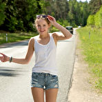 First pic of Faina Bona in Hitchhiker by Met-Art (16 photos) | Erotic Beauties