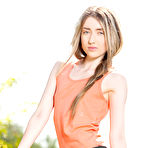 First pic of Few teens can give a show the way she does with some stunningly sexy passionate moves. pics