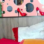 First pic of AnissaRoux Cam recording: You'll love my body