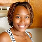 Fourth pic of Kiya in Kiya in black women
