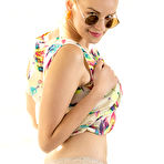 First pic of Presenting Melinka