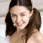 Second pic of Lika Slim Nude Brunette