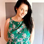 Third pic of Aeryn Walker Curvy Nude Yanks - Curvy Erotic