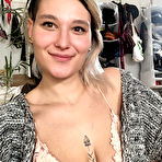 Fourth pic of Val Busty British Amateur Ersties - Curvy Erotic