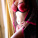 Fourth pic of Charley Green Rogue Beauty for Busty Brits - Curvy Erotic
