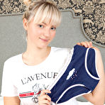 First pic of Amazing babe gets naked