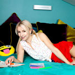 First pic of Feeling sexy on the bed