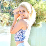 First pic of Horny Lexi Fingering