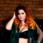 Third pic of Lucy Vixen Seductive In Black Lingerie - Curvy Erotic