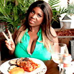 First pic of Maserati The Best Thick Model for Scoreland - Prime Curves