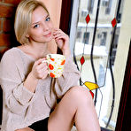 First pic of Hilary Wind Petite Nude Blondie