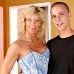 First pic of   TJ Powers / Mommy got boobs | Hot-Porn.org