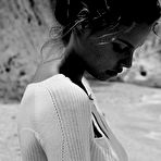 Fourth pic of Magdalena Frackowiak sexy and undressed on a beach