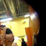 Second pic of Shower Spy Cameras: Real voyeur HD vidoeos from public shower rooms