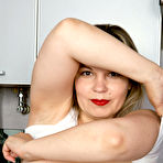 Second pic of Ellariya Rose Thick Wife in the Kitchen