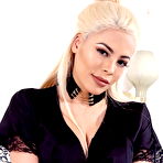 First pic of Luna Star oils up her huge boobs and fat ass to masturbate live - Cam Porn - Catalina Cruz's Official PornStar Website