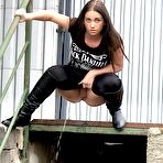 First pic of Naty Lee is VIP Pissing Girl at Vipissy.com