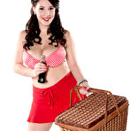 First pic of Noelle Easton Cool Picni for Scoreland - Prime Curves