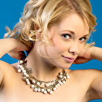 Fourth pic of Feeona A's Gallery - Young Heaven