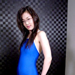 First pic of Japanese teen Yui Shirasagi likes spandex