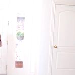 Fourth pic of Extra Tall Babe vs. Extra Small Spinner - FAPCAT.COM