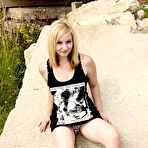 First pic of Busty roller teen free pictures