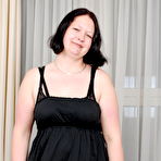 First pic of Chubby mature slut playing with herself