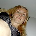 Second pic of Cum On Wives - Real submitted pics of amateur housewives getting cumshots!