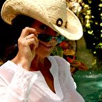 First pic of Deauxma Weekly live shows on DeauxmaLive.com