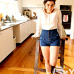 First pic of Nora Thick and Hairy Yanks - Curvy Erotic