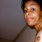 Second pic of AMATEUR EBONY HOTTIE - 15 Pics - xHamster.com