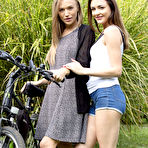 First pic of Aislin Useful Hands