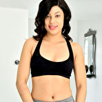 First pic of Diamond Banks in Diamond Banks in black women