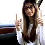 First pic of Girl sucks white cock and diamond first time Mia Khalifa Tries A Big Black Dick - Diamond White - EPORNER