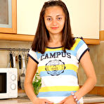 First pic of Shrima in Shrima in latinas