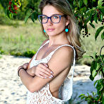 First pic of Lola Krit Solo Picnic