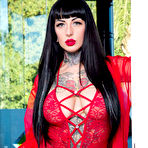 First pic of Jessie Lee Busty Inked Wife