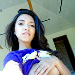 Fourth pic of Frida Sante backyard selfies (12 pics)