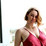 First pic of Molly Broad fills pussy with sex toy in the morning - Anilos Porn Pics